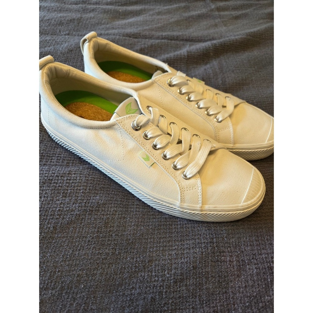 Cariuma OCA Low Canvas Sneakers Off White Ivory Lace Up Shoes Mens Womens Eco